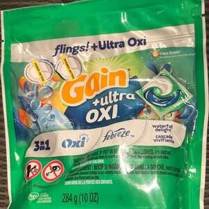 Gain Flings Ultra Oxi Laundry Detergent Pacs, Waterfall Delight Scent, 31 Count